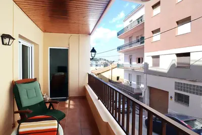 Image de Appartement spacieux à 50m de la plage avec climatisation