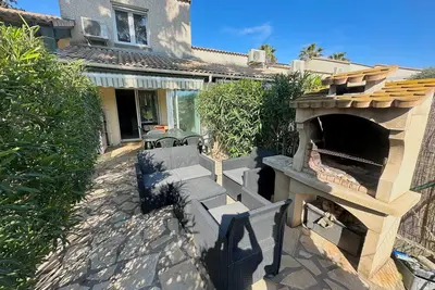 Image de Pavillon 5 pers avec terrasse, piscine et parking privé
