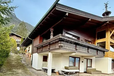 Image de Haus Auszeit - Holiday home with lake view