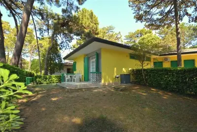 Image de Villa jumelée avec jardin privé clôturé à Lignano Pineta