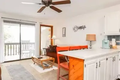Image de Amazing Lake Views! 2-3 Min from Margaritaville, located in charming Osage Beach