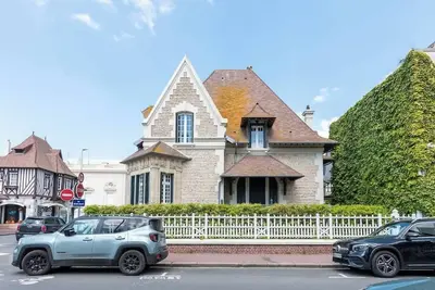 Image de Magnifique maison 6br - Casino Deauville