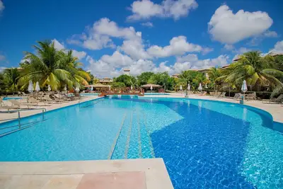 Image de Gb120 Great Apartment with 3 Suites - Guarajuba