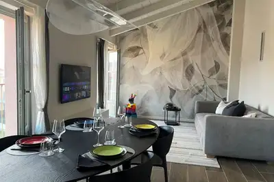 Image de Appartamento con concierge palestra e garage in contesto d'avanguardia milanese