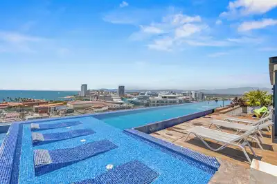Image de Posh 3-bdr, 2-bath, Parking, Free Airport Shuttle