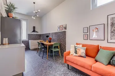 Image de Velcro Apartment - Trois Chambres Villa, Couchages 7