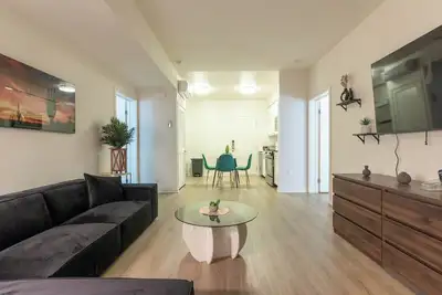 Image de Elegant & Charming 2br/2ba Apartment
