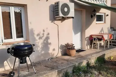 Image de Studio indépendant en rez de villa avec jardin indépendant