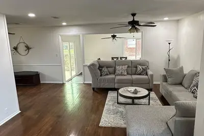 Image de Glamorous Cozy Fort Worth Home