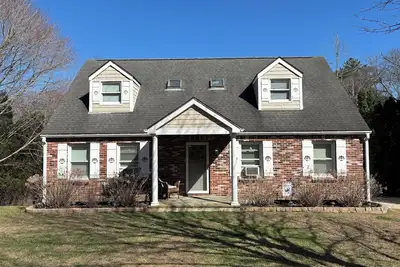 4-bedroom house in Westerly