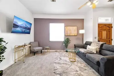 Image de Cozy Condo On Collins- Walk to High St /Dtown /Osu