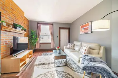 Image de Cozy Brick-Short North Condo - [fenced yard] - Osu