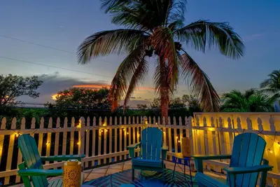 Image de Coastal Luxury: Key Largo 2br Condo w/ Lagoon, Golf Cart, Pools & Amenities