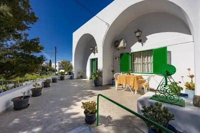 Image de Amoni House Santorini, Authentic Village Stay in the Heart of Pyrgos!