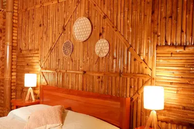 Image de Cool Breezes and Stunning Views - The Bamboo Cabin