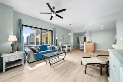 Image de Origin 1021 | 1bd | Sunrise Views | Steps to Beach!