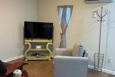 Image de Serenity Studio with WiFi and  Kitchen Travel Professionals Delight