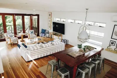 Image de Family Beach House at Twin Waters Resort