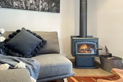 Image de Hinterland Tranquil Escape with Beautiful Views