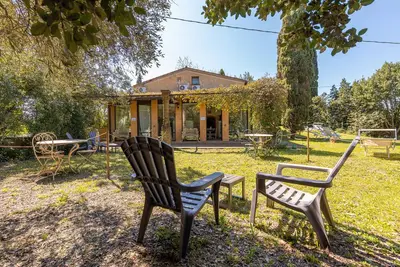 Image de Appartement 'San Giovanni Residence 2 Franca' avec jardin privé, Wi-Fi et climatisation