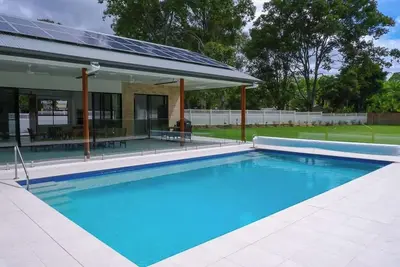 Image de Hinterland Haven - Heated Pool & Lush Surrounds