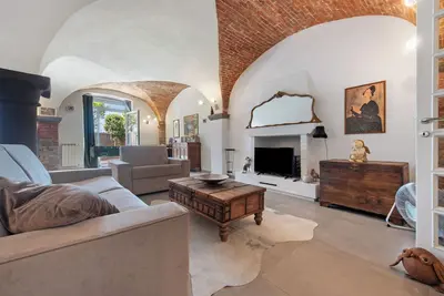 Appartement \"Casa Ipogea Elegant\" avec jardin privé et Wi-Fi