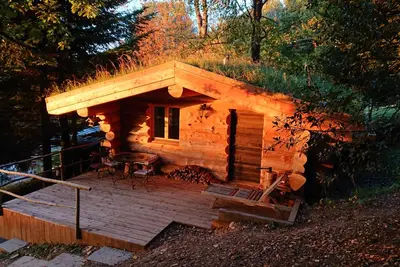 Image de Cabane 'Les 13 Arbres' avec vue sur montagne, terrasse privée et climatisation