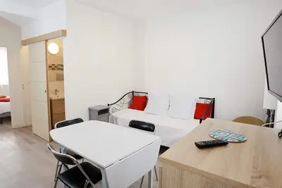 Image de Appartement Cosy au Cœur de Dax – Idéal pour Séjour Bien-être, Culture et Détente