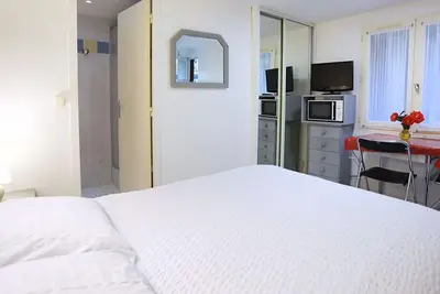 Image de Studio Confortable à Dax – Parfait pour 2 Personnes, Wi-Fi, à Proximité des Thermes et Plages