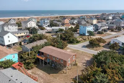 Image de Stylish Beachside Cottage in Lovely Avon