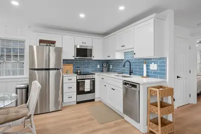 Image de Walk to 3 Beaches & Waterfront Dining★Pet Friendly★Fire Pit★Bbq