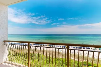 Image de Just Listed! 2 Bedroom Gulf Front in High Pointe with Seasonal Beach Service