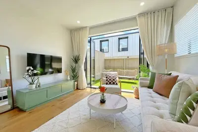 Image de Central Oasis Aircon 2br vs Backyard near Ponsonby