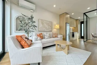 Image de City Haven Retreat 2br Townhouse vs Ac & Backyard