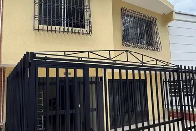 Charming 2-bedroom house in Cali, Close to Palmetto Mall and Aesthetics clinics