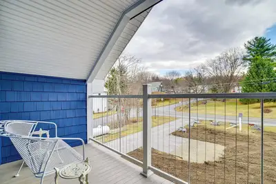 Image de Seneca Lake Wine Trail Studio w/ Balcony & Views!