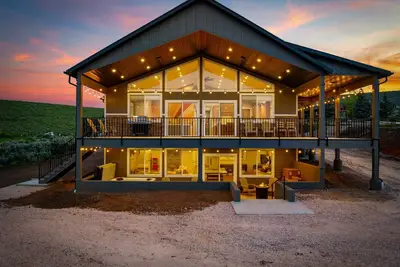 Image de BrandNew+Views+HotTub+Arcades+IdealBeachResort!