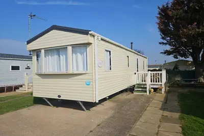 Image de 3 bedroom caravan with veranda 5 minute walk to beach