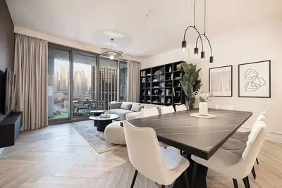 Image de Spacious 4-Bedroom Apartment with Full Fountain and Burj Khalifa Views - 10 min