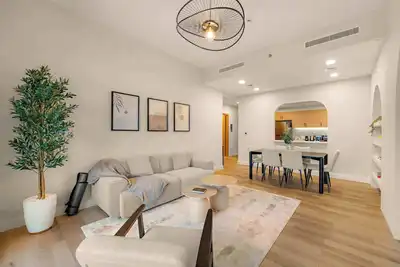Image de Elegant 3-Bedroom Apartment - Panoramic Burj Khalifa and Downtown Views