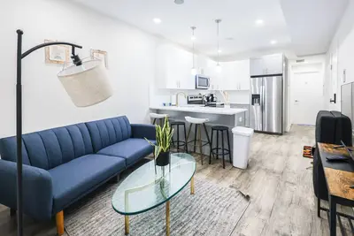 Image de 3Bed_3Bath-Temple-Patio+Parking+desk+W/D