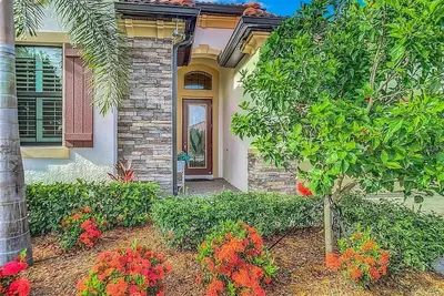 Image de Sarasota National - 3 bed 3 bath w/den