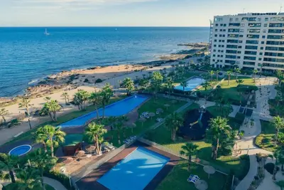 Image de Luxury and Jacuzzi with sea views in Torrevieja