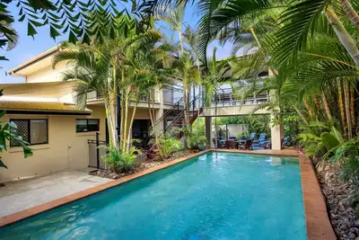 Image de 5br Coastal Escape, Walk to Peregian Beach!