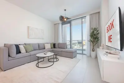 Image de Elegant, Relaxing 3-Bedroom Apartment in Perfect Location at Canal Front 6
