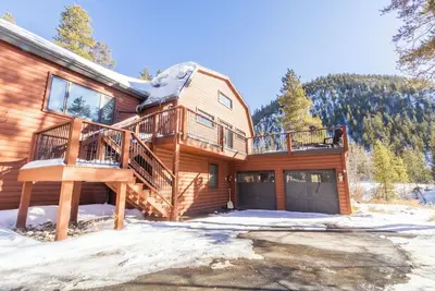 Image de Chic Ski Cabin, 1Mi to Gondola