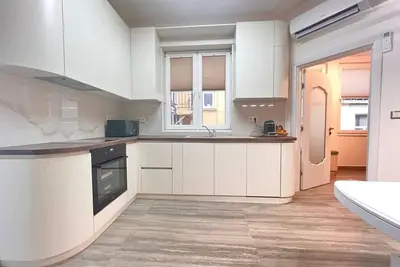 Image de Luxury 2-Bedroom Residence in the Heart of Varna!