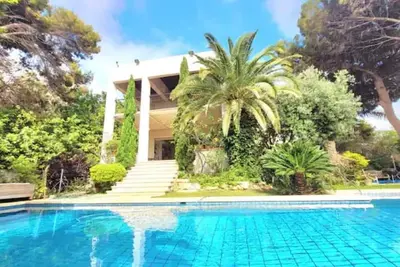 Image de Peaceful Villa Heated Pool in a Magical Setting