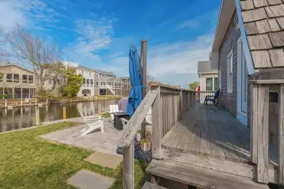 Image de Bethany Beach New Castle 4br 2ba Canal Front Home