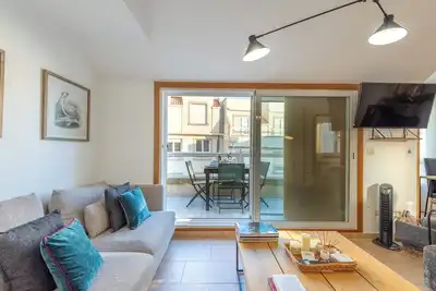 Silgar Beach Apartment - 50m From Silgar Beach- 3 Bedrooms And 2 Garages